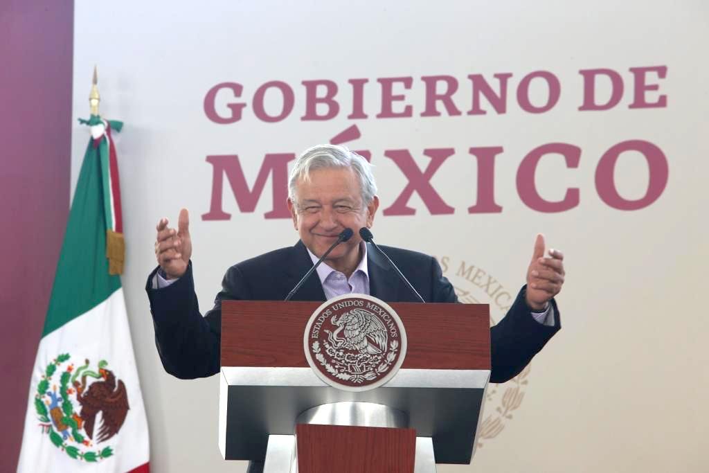AMLO - IZT 2