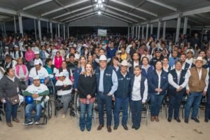 DIF-011-2019.-Reciben familias de Soto La Marina apoyos con un Gobierno Cerca de Ti (3)