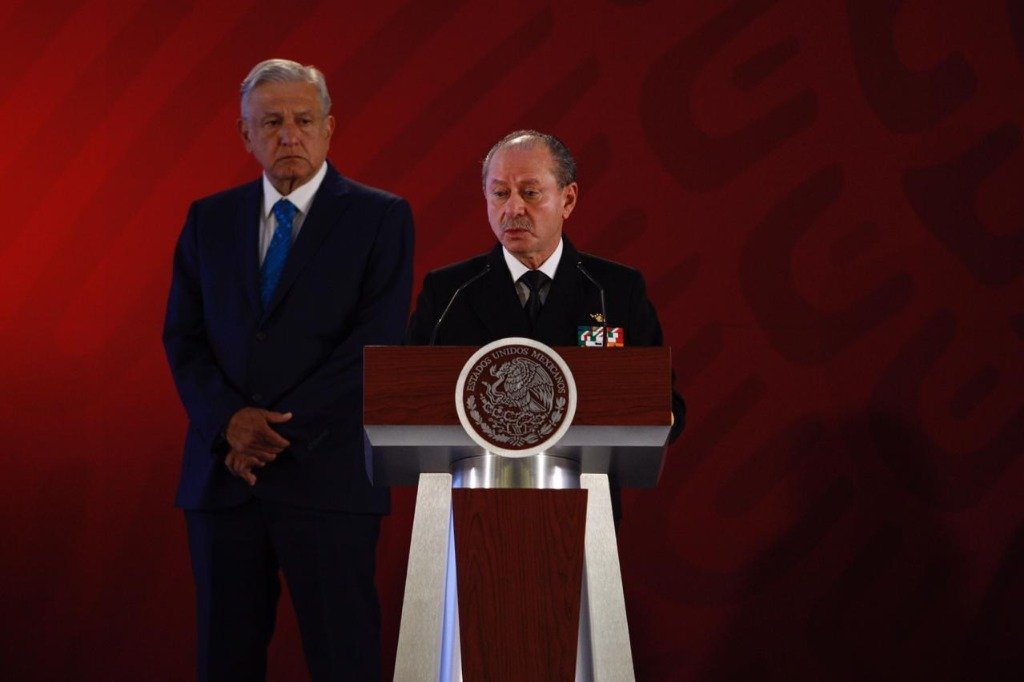 AMLO - Fuerzas Armadas