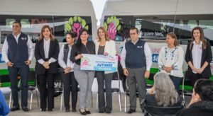 DIF-019-2019.-Entrega Mariana Gómez unidades de transporte público para personas con discapacidad y vehículos para las actividades de DIF Municip (3)