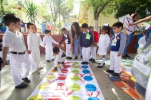 Foto 5 Manos Universitarias