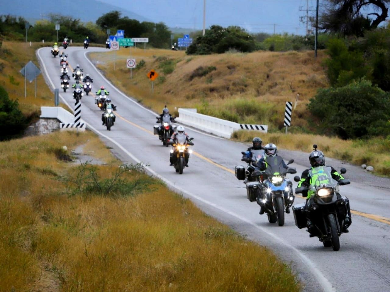 TAM-025-2019.-Motociclistas de 19 estados del país concluyeron con éxito su Congreso en Tamaulipas (3)