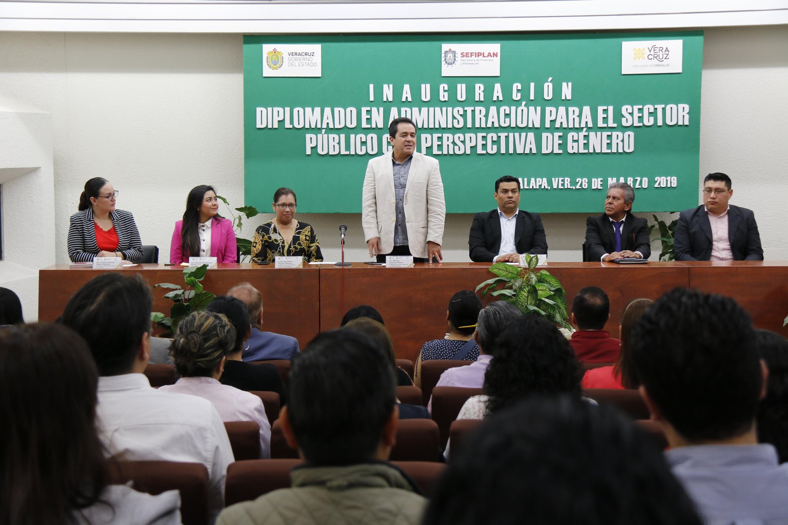 DIPLOMADO EN PERSPECTIVA DE GÉNERO (1)