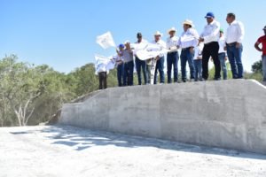 SRU-016-2019.-Con una inversión de 1.7 MDP, Gobierno del Estado inaugura bordo para abrevadero (3)