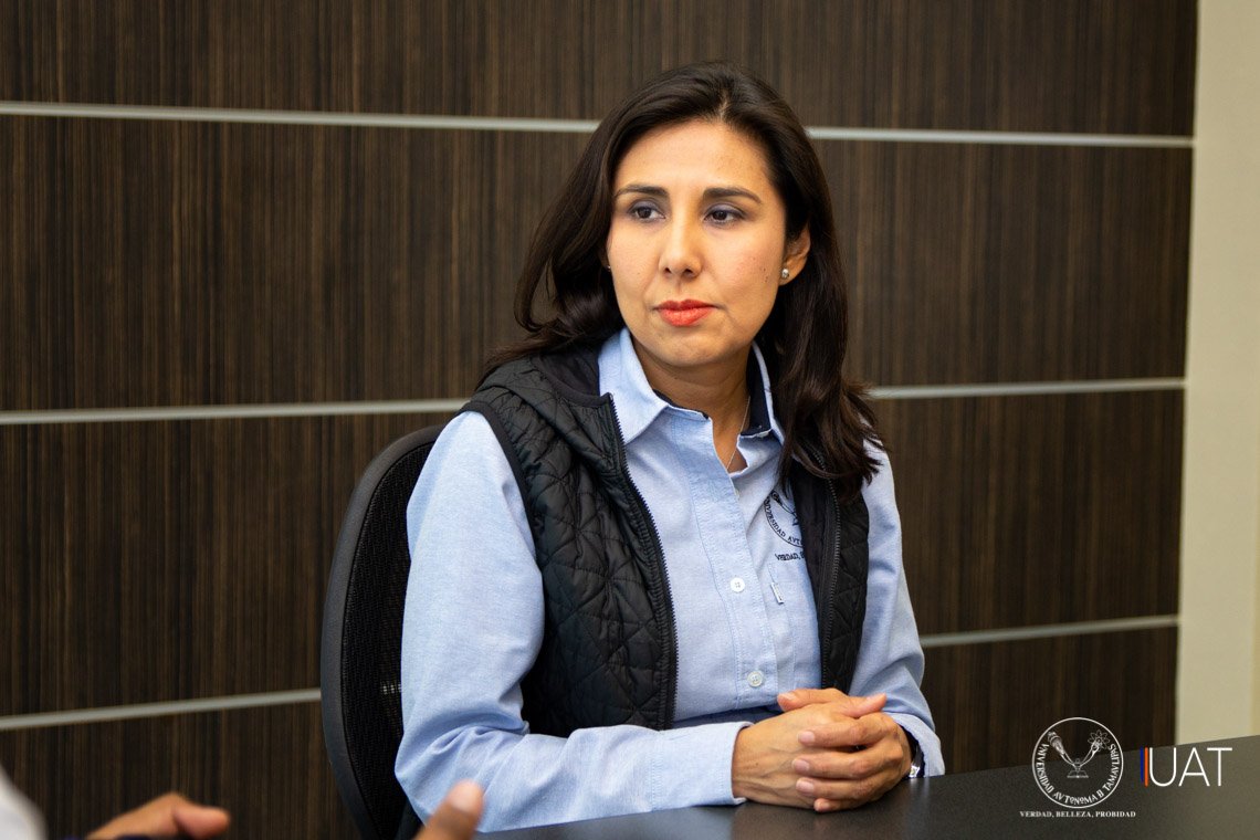 Foto_1_dra_mariana_zerón