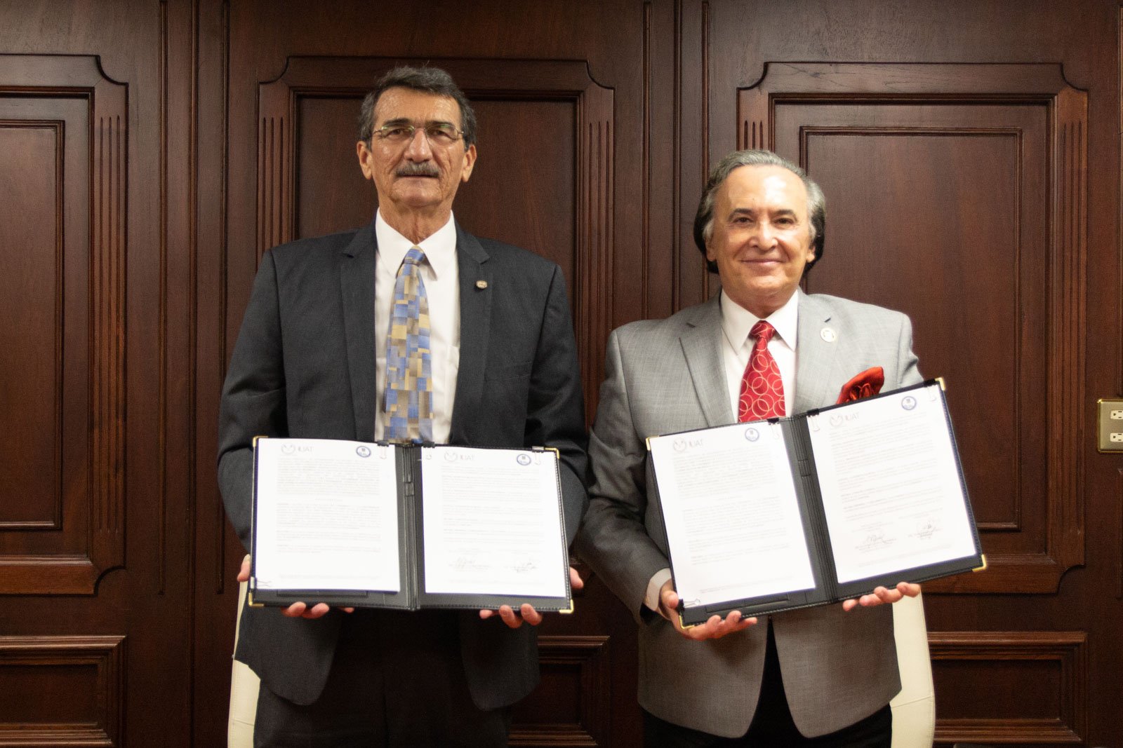 foto 3 UAT y el Congreso del Estado