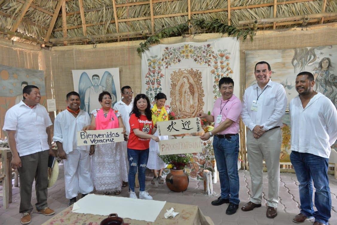 DELEGACIÓN CHINA EN EL TAJÍN (1)