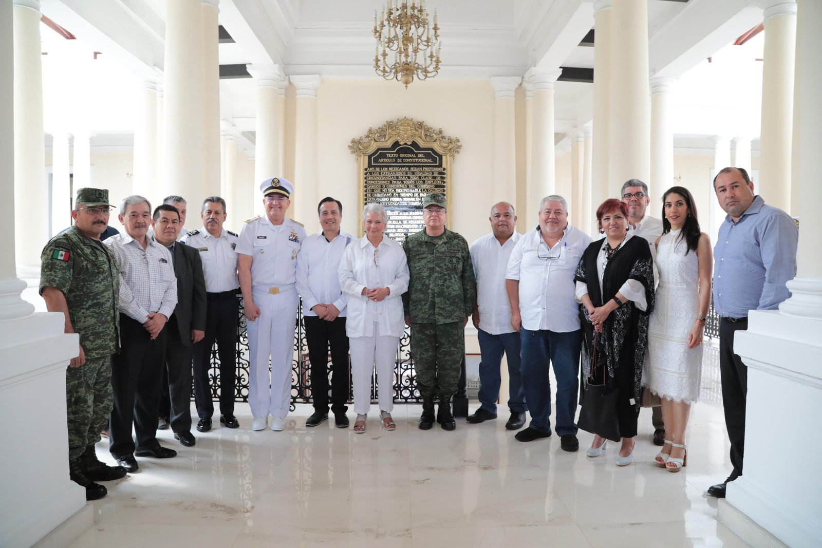 MESA CONSTRUCCIÓN DE LA PAZ (1)