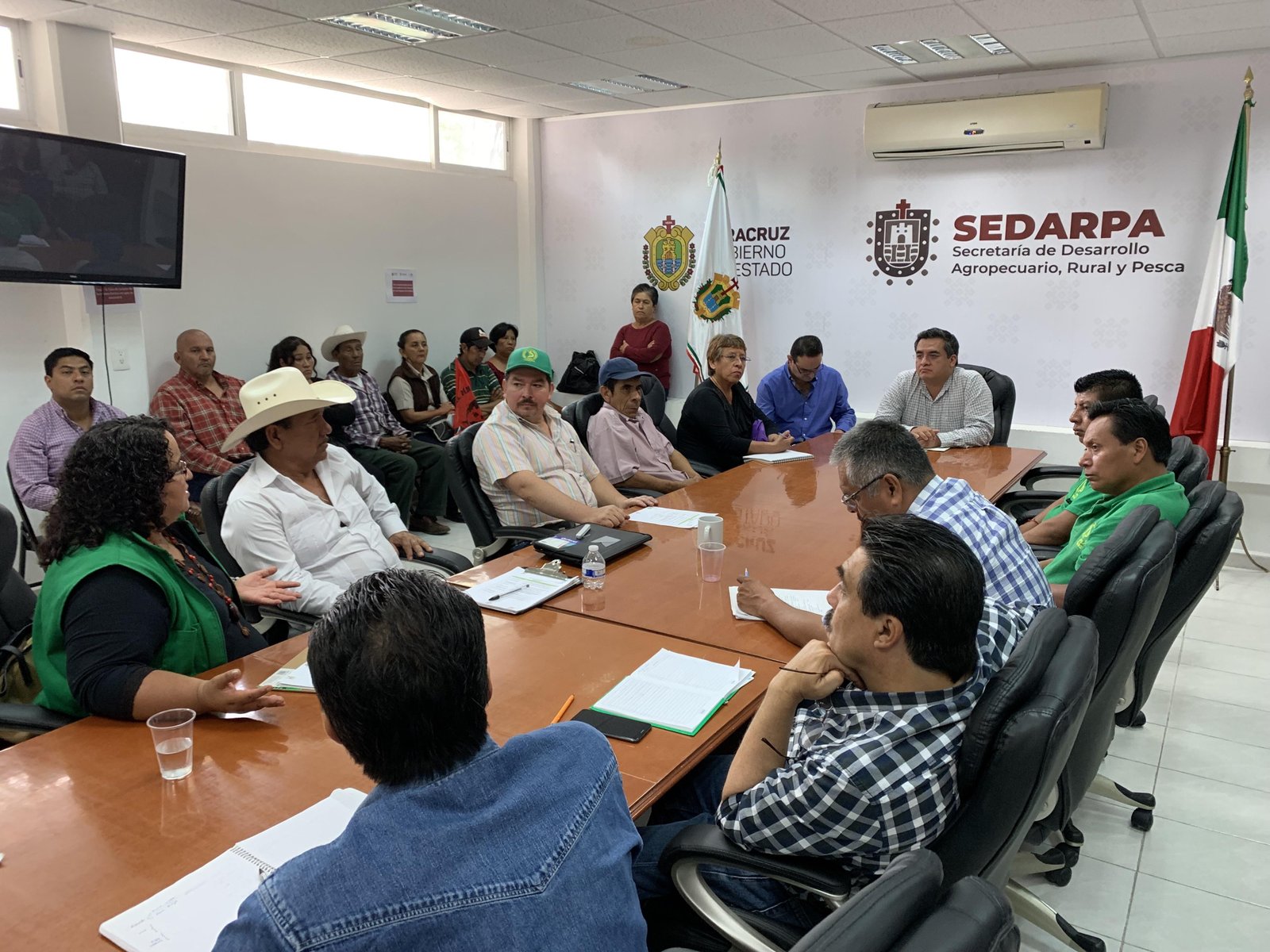 ATENCIÓN A ORGANIZACIONES CAMPESINAS