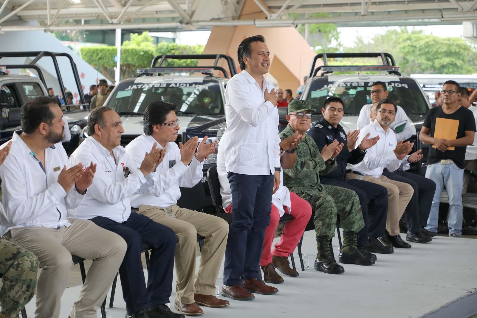 DONACIÓN DE PATRULLAS (1)