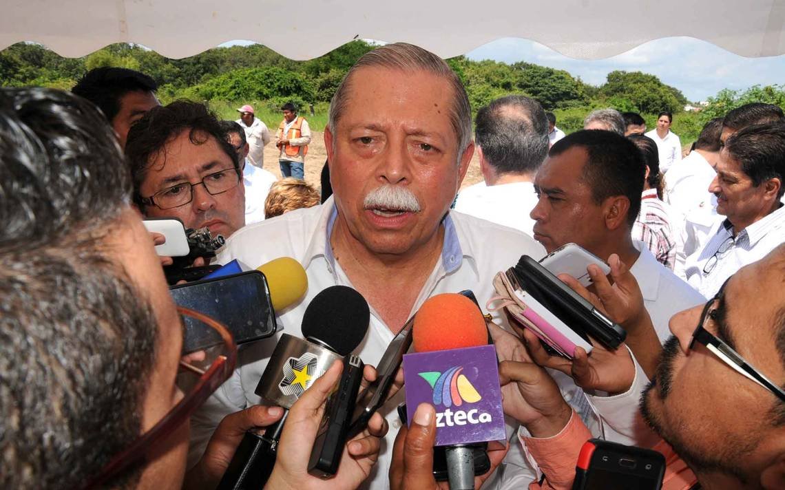 GOBERNADOR EGIDIO TORRE...23