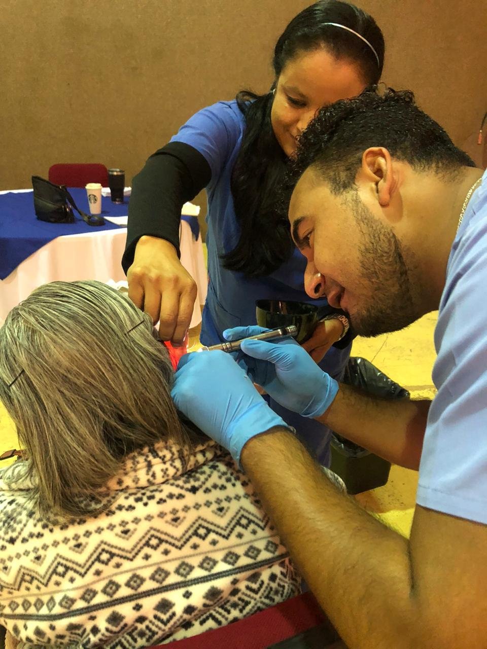 DIF-007-2020.-Personas con problemas auditivos encuentran en el DIF Tamaulipas un apoyo para volver a escuchar los sonidos de la vida (4)