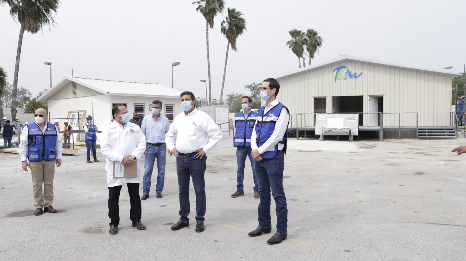 TAM-071-2020.-Supervisa Gobernador avances del C5 y Hospitales Móviles COVID-19 en Reynosa (1)