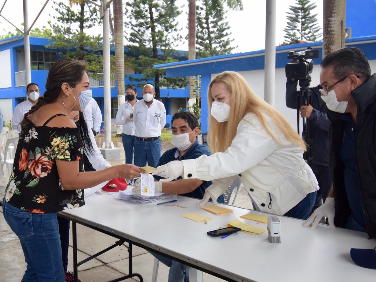 1WhatsApp Image 2020-05-29 at 12.41.41 (1)