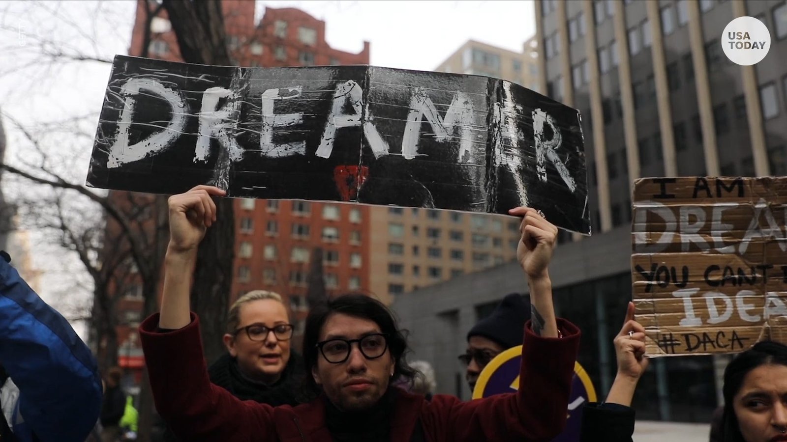 8c695f8d-8b81-44d9-9bfb-d562b93e7b20-VPC_DACA_COURT_RULES_AGAINST_TRUMP_DESK_THUMB