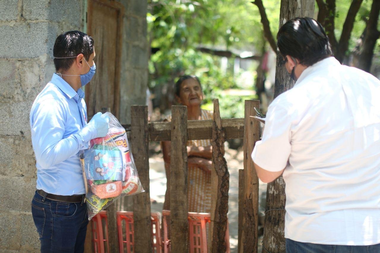 DIF-038-2020.-Gobierno del Estado y DIF Tamaulipas continúan entregando apoyos alimentarios durante contingencia (6)