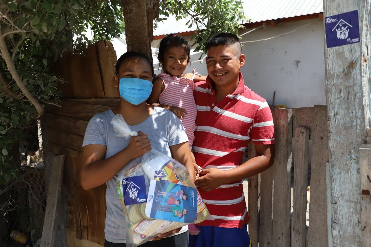 SBS-018-2020.-Entrega Gobierno de Tamaulipas apoyo a familias de Río Bravo y Valle Hermoso (8)