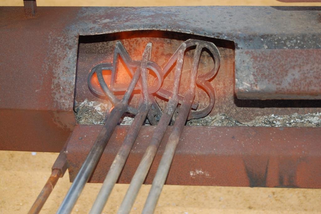 SRU-010-2020.-Invitan a cumplir con el trámite de revalidación del Registro de Fierro para herrar ganado (1)