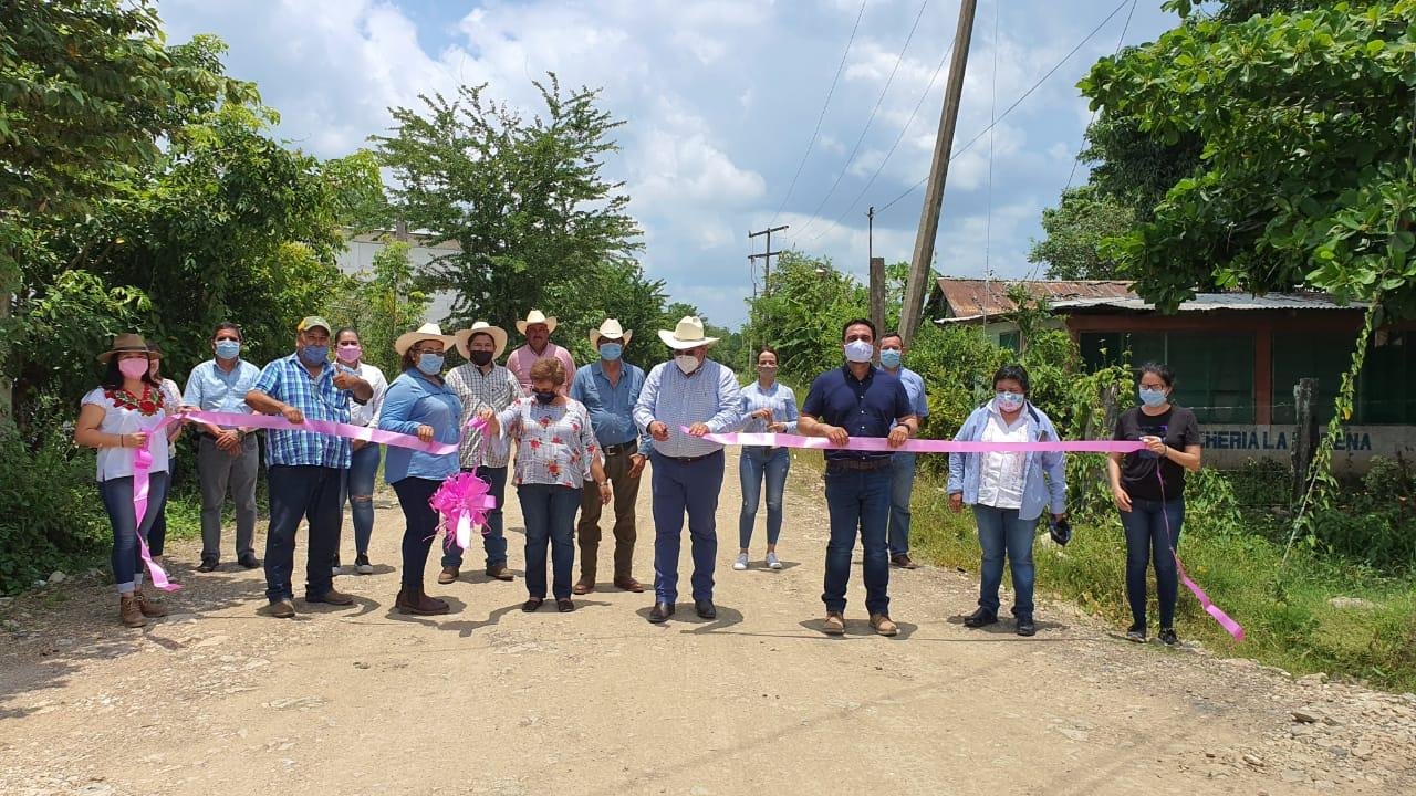 INAUGURACIÓN CAMINOS SACA COSECHA