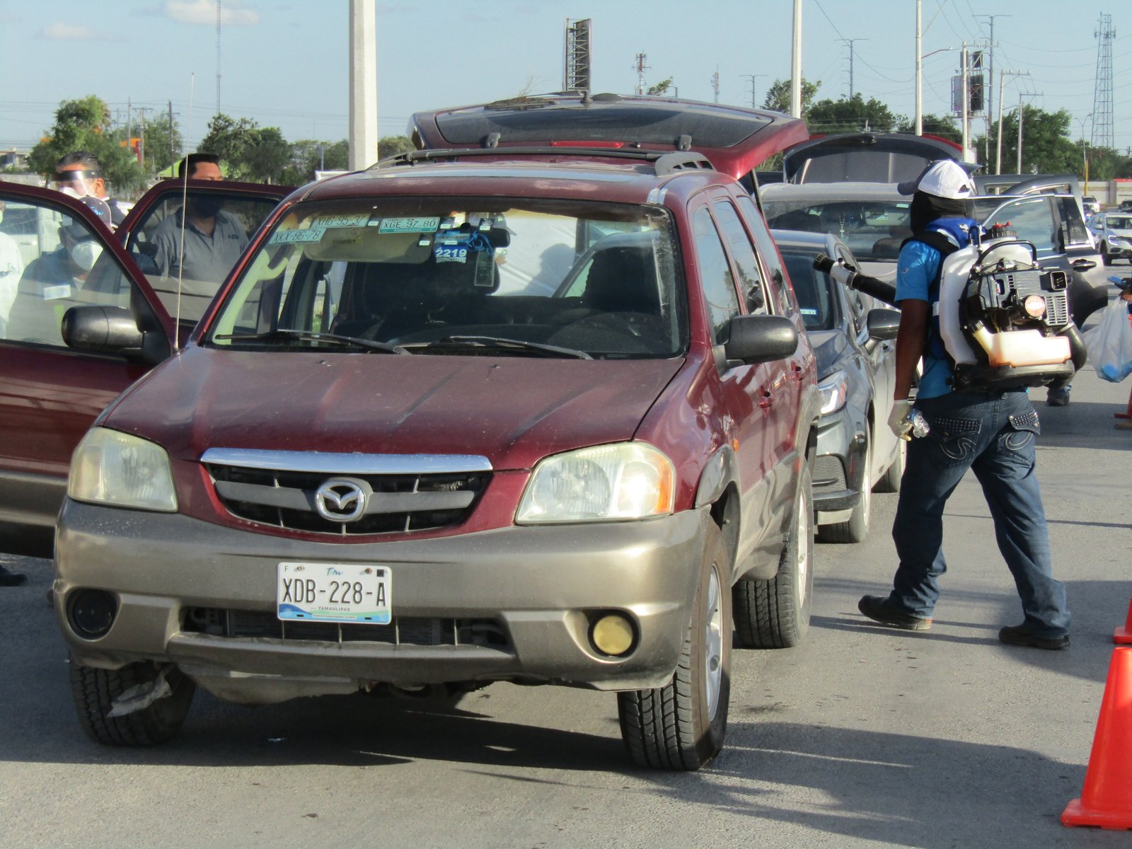 SDU-058-2020.-Realiza Tamaulipas desinfección de transporte público y particular para prevenir contagios de COVID-19 (2)