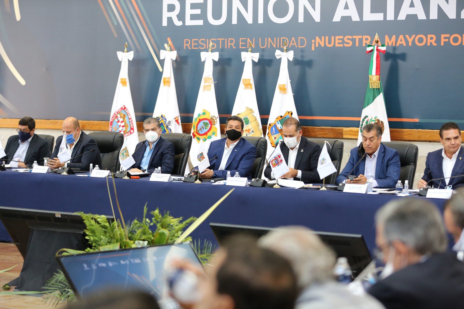 TAM-181-2020.-Gobernadores aliancistas promoverán controversia constitucional en defensa de los fideicomisos (2)