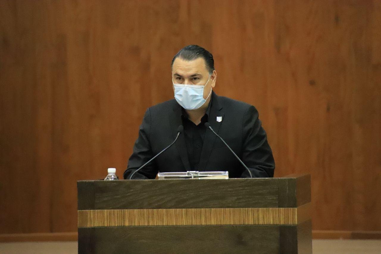 photo5183823195113891981