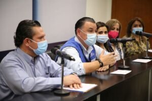 photo5017526850301307247