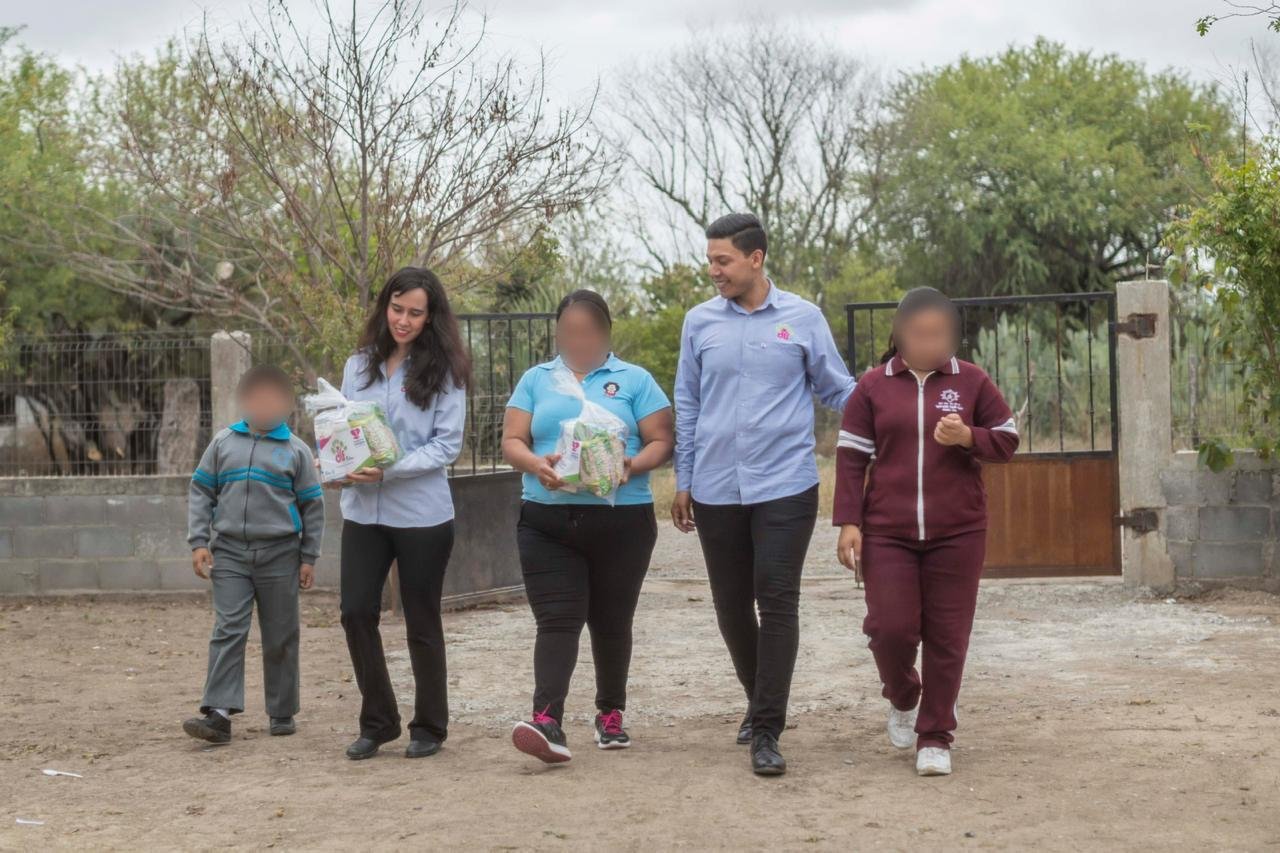 DIF-001-2021.-Gobierno del Estado condona crédito de vivienda ITAVU a beneficiarios de Nuestros Niños Nuestro Futuro del DIF Tamaulipas (5)