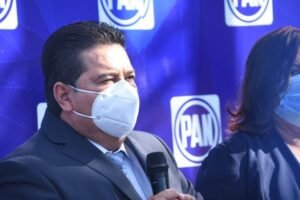 DR. ALEJANDRO GARCÍA BARRIENTOS