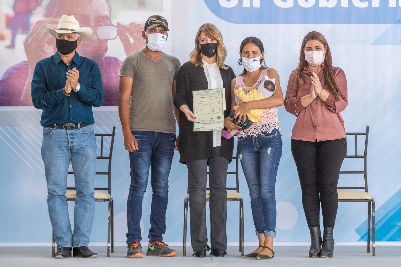 DIF-014-2021.-Lleva DIF Tamaulipas un Gobierno Cerca de Ti a familias de comunidades rurales de Antiguo Morelos (1)