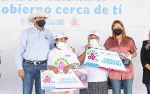 DIF-022-2021.-Recibe Mariana Gómez reconocimiento de primer lugar nacional por parte de Patrimonio de Beneficencia Pública Federal por la entrega de más insumos médicos a población vulnerable (4)