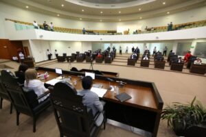 photo4929333596708252077