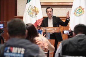 PREVÉ GOBIERNO AGILIZAR PLAN DE VACUNACIÓN (4)