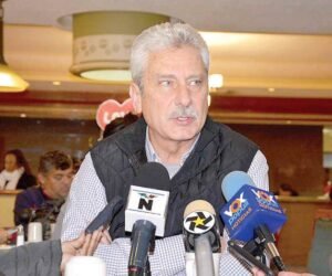 ARMANDO ZERTUCHE.....12