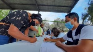 DIF-027-2021.-Entregan Gobierno del Estado y DIF Tamaulipas estímulos “Te Queremos Bien” a familias de comunidades rurales afectadas por pandemia del COVID-19. (13)