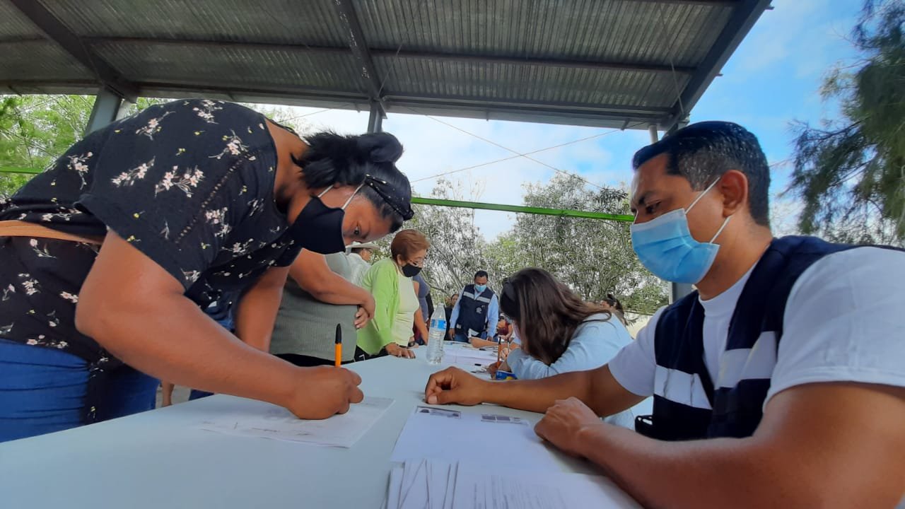 DIF-027-2021.-Entregan Gobierno del Estado y DIF Tamaulipas estímulos “Te Queremos Bien” a familias de comunidades rurales afectadas por pandemia del COVID-19. (13)