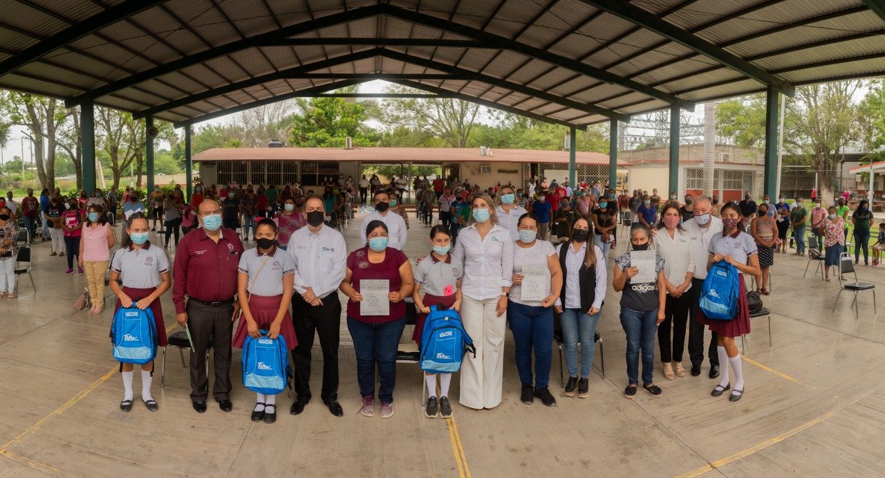 SET-002-2021.-Contribuye Gobierno del Estado con equipamiento y mejoras a planteles educativos a través de DIF Tamaulipas (9)