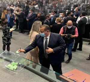 OSCAR ALMARAZ SMER.....