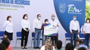 SDE-007-2021.-Continúa entrega de microcréditos a emprendedores tamaulipecos. (4)