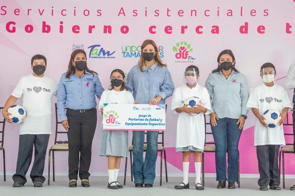 DIF-046-2021.-Lleva Gobierno del Estado y DIF Tamaulipas servicios y apoyos gratuitos a familias de Cruillas con Un Gobierno Cerca de Ti (7)