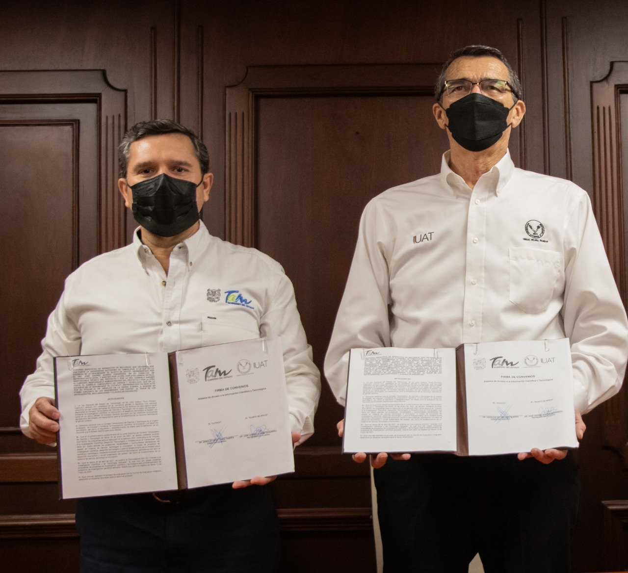 foto 1 firma de convenio 20 10 2021