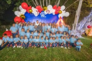 DIF-061-2021.-Gobernador de Tamaulipas y su esposa conviven con niñas, niños y adolescentes de Casas Hogar en patio de Casa Tam (3)