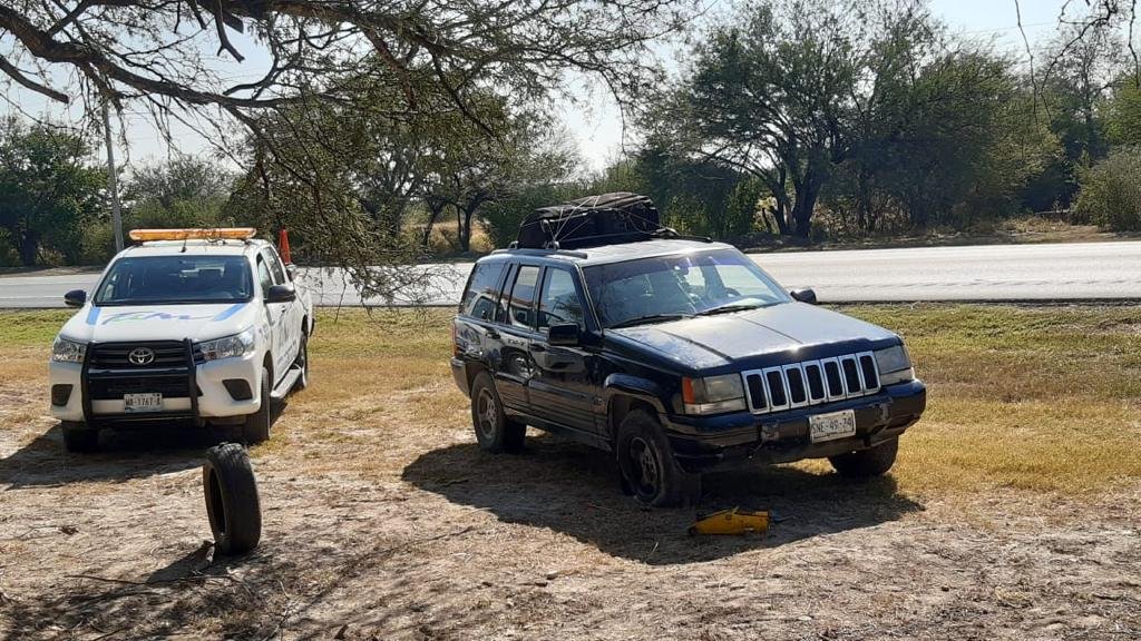 TAM-201-2021.-Ángeles Azules TAM brindan más de 500 servicios automovilísticos en 15 días en carreteras de Tamaulipas (2)
