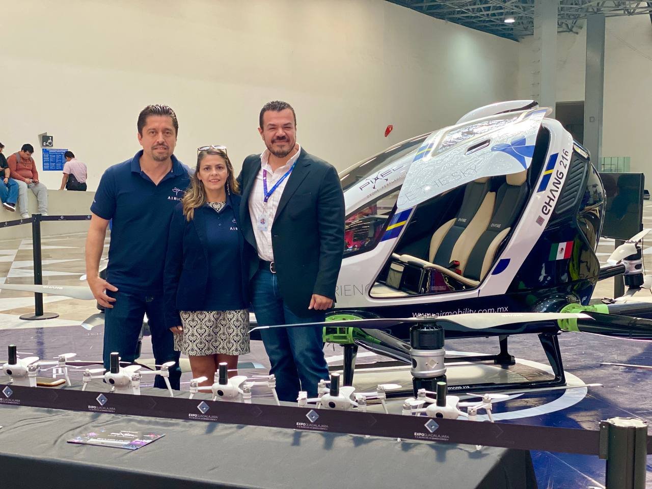 photo_5109774046215645924_y