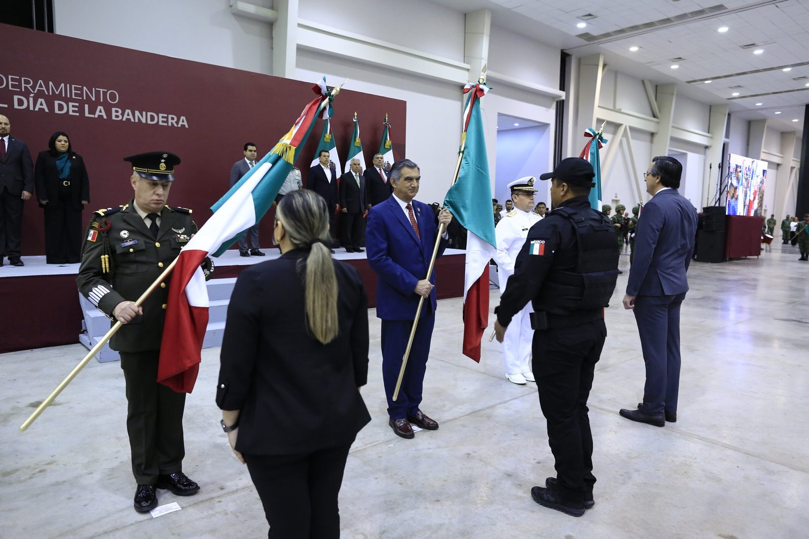 007-2023.- Encabeza Gobernador conmemoración del Día de la Bandera; llama a jóvenes a aprovechar oportunidades del humanismo (1)