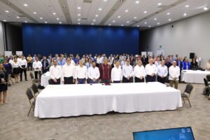 016-2023.-Gobernador-supervisa-infraestructura-hospitalaria-con-directores-del-IMSS-e-ISSSTE-6