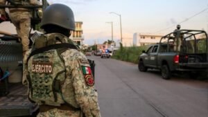 2TNPGIIGAZACTMLCJWJWQKGWXQ