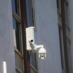 Proyectan nuevas cámaras en hoteles y accesos para reforzar seguridad turística