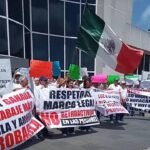 Jubilados de CFE alzan la voz en Tampico por defensa de pensiones