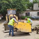 Refuerzan fumigación y limpieza en escuelas de Tampico para prevenir proliferación de mosquitos